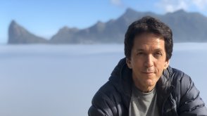 Mitch Albom photo