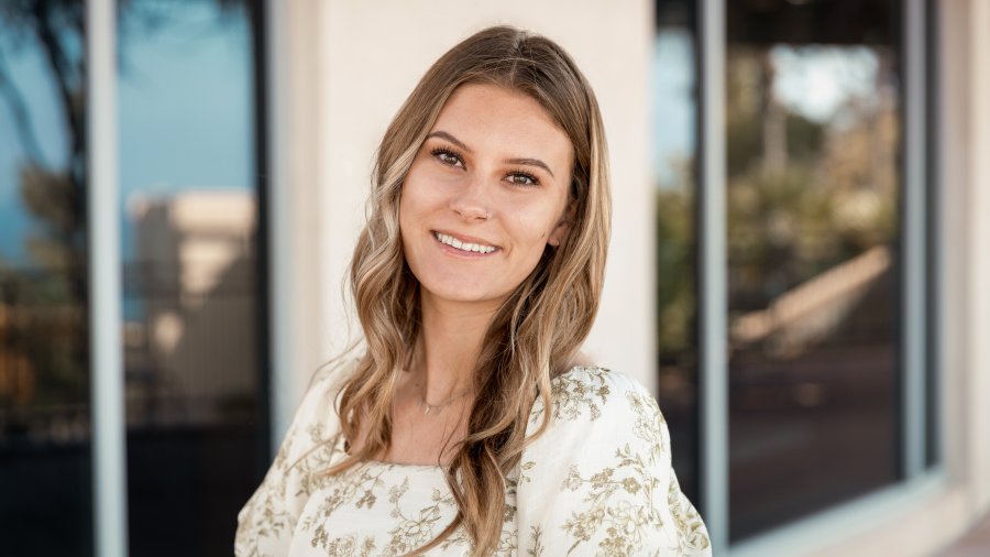 Kaylee Thompson headshot