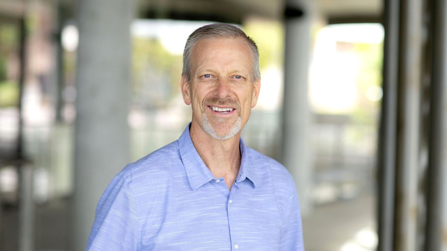 Dr. Kerry Fulcher Headshot