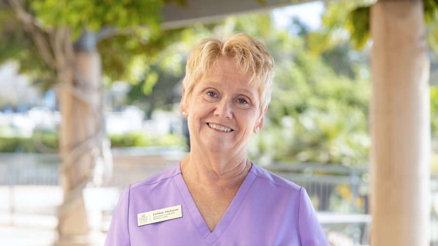 Debbie Hickman Headshot