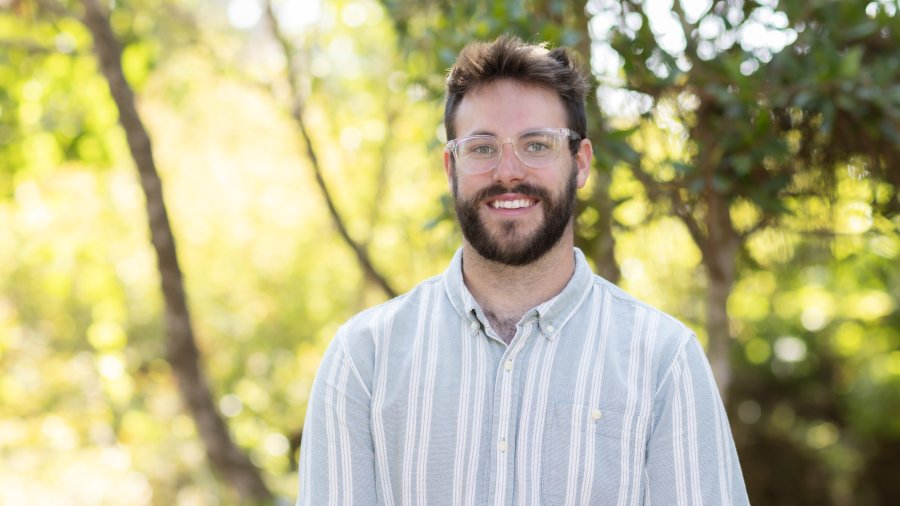 Portrait shot of Austin Holmes.