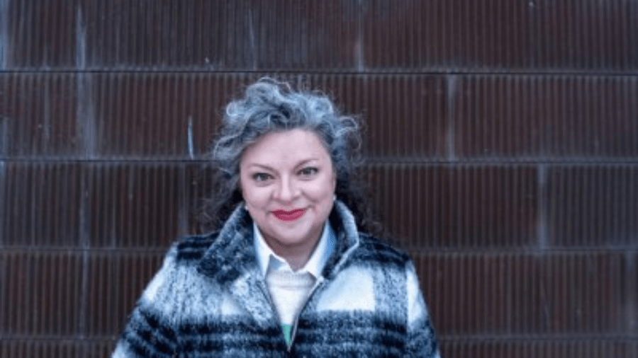 Portrait headshot of Kelly Foster.