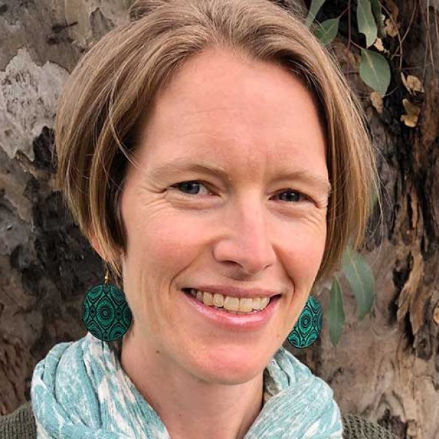 Gwen Gleason-Rohrer headshot