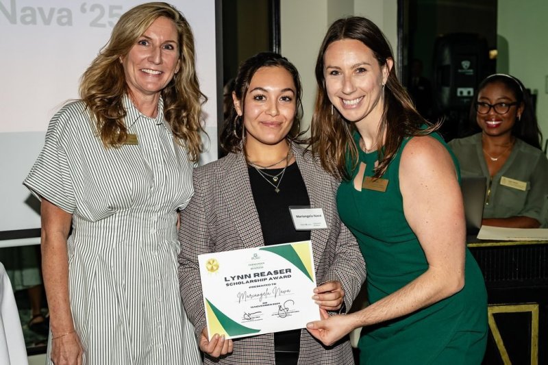 Photo of 2024 Lynn Reaser Scholarship Awardee with Dean Hess & GPS Coordinator Jen Hills